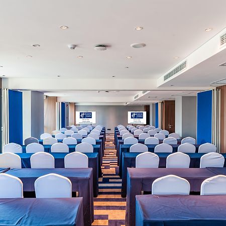 Holiday Inn Express Shanghai Baoyang By Ihg Eksteriør bilde