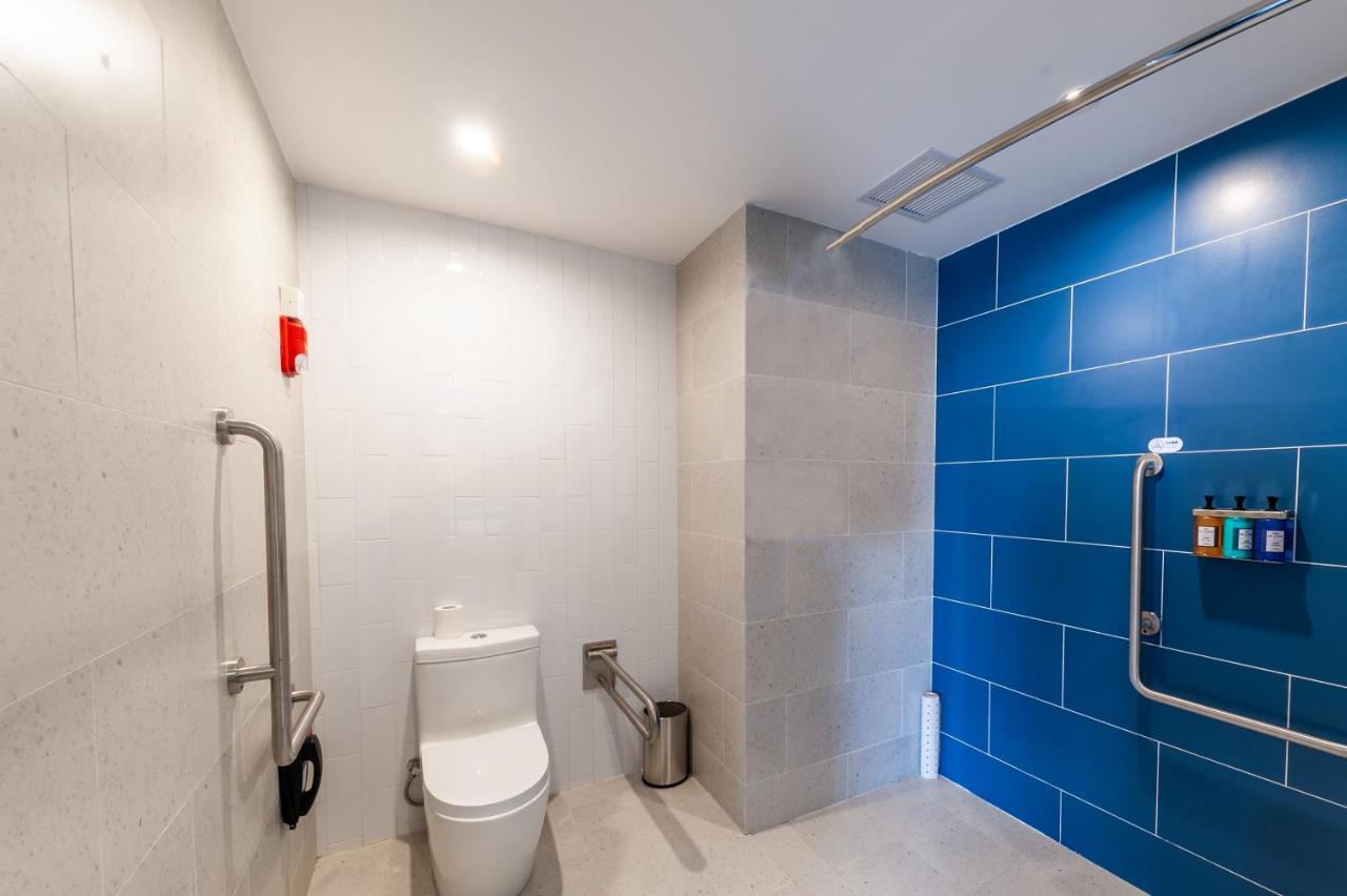 Holiday Inn Express Shanghai Baoyang By Ihg Eksteriør bilde